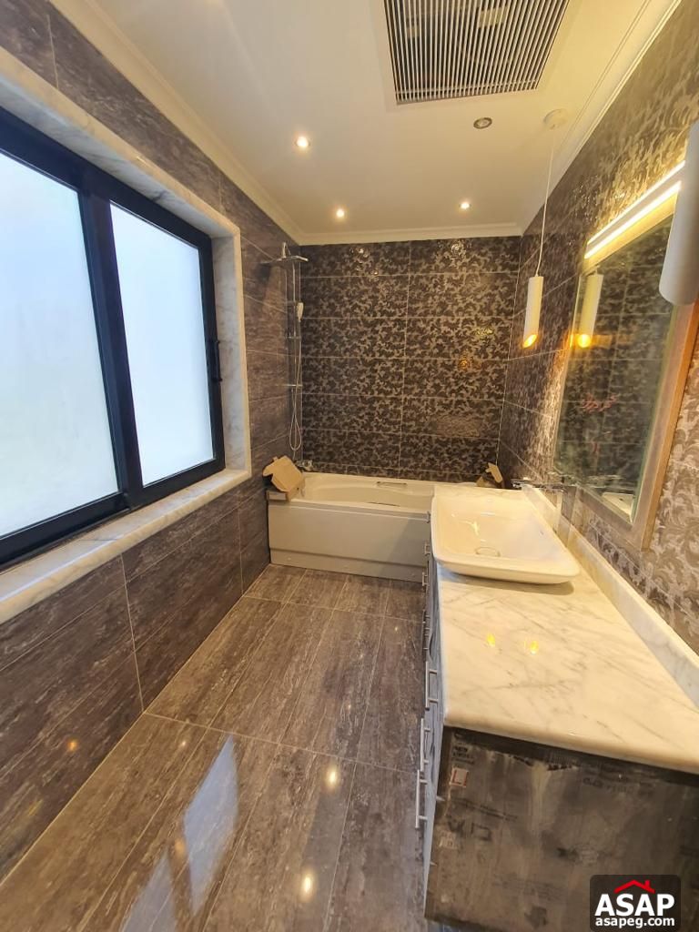 Semi Furnished Apartment for Rent in The WaterWay