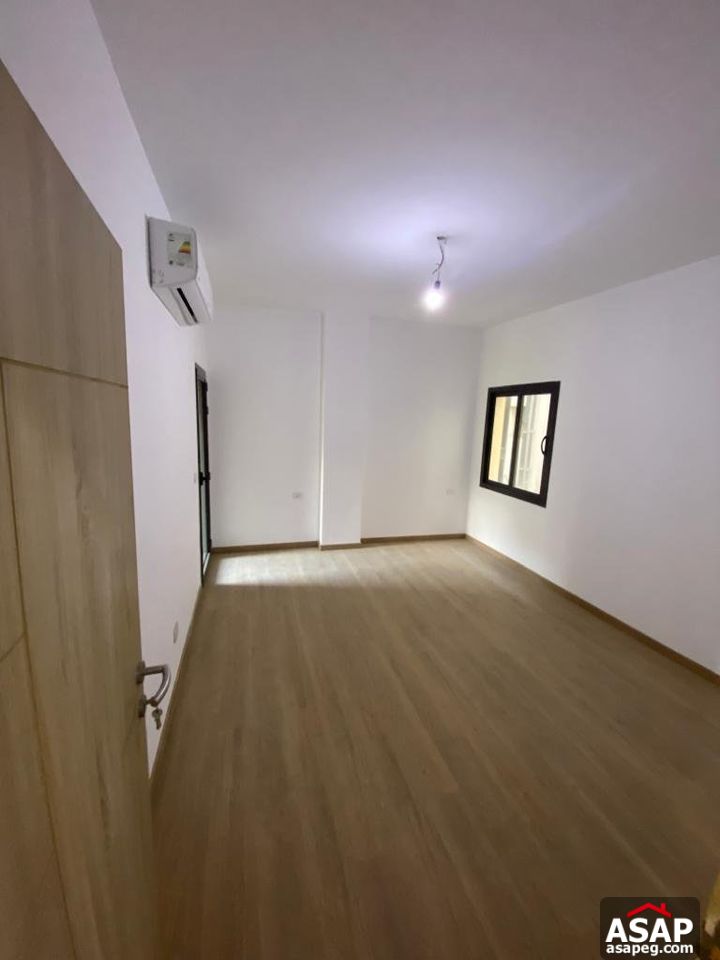 Apartment with Garden View for Rent in Fifth Square Apartment with Garden View for Rent in Fifth Square