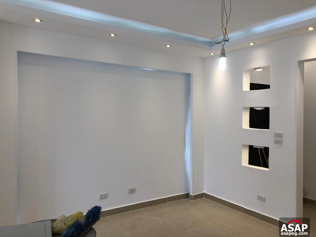 Semi Furnished Apartment for Rent in Eastown Semi Furnished Apartment for Rent in Eastown