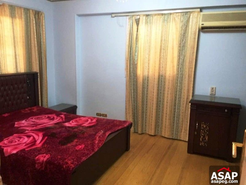 Furnished Apartment with Garden in October Furnished Apartment with Garden in October