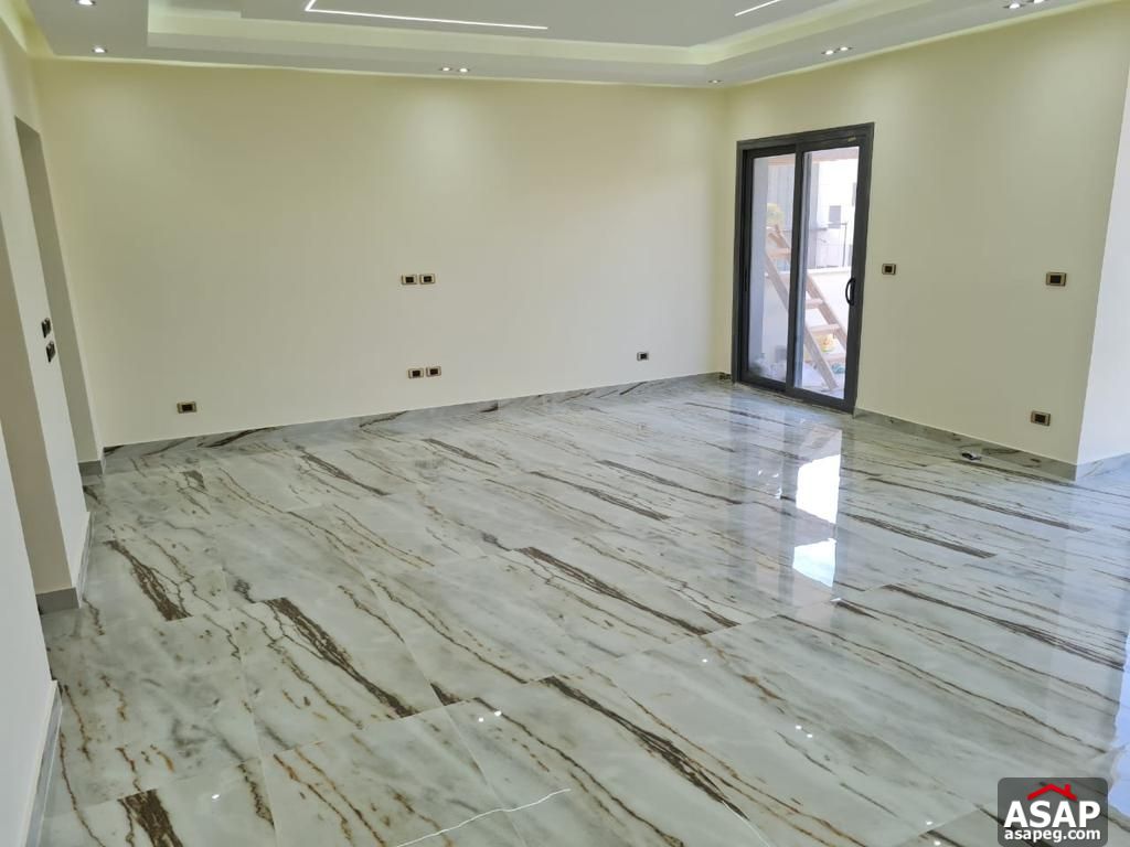 Semi Furnished Apartment for Rent in Eastown