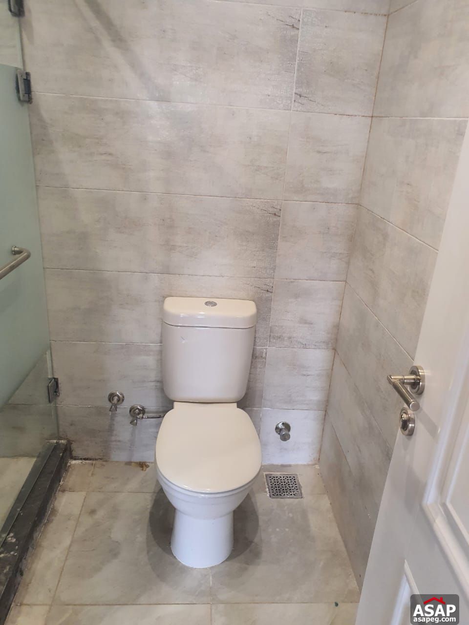 Apartment for Rent in Hyde Park Compound Apartment for Rent in Hyde Park Compound