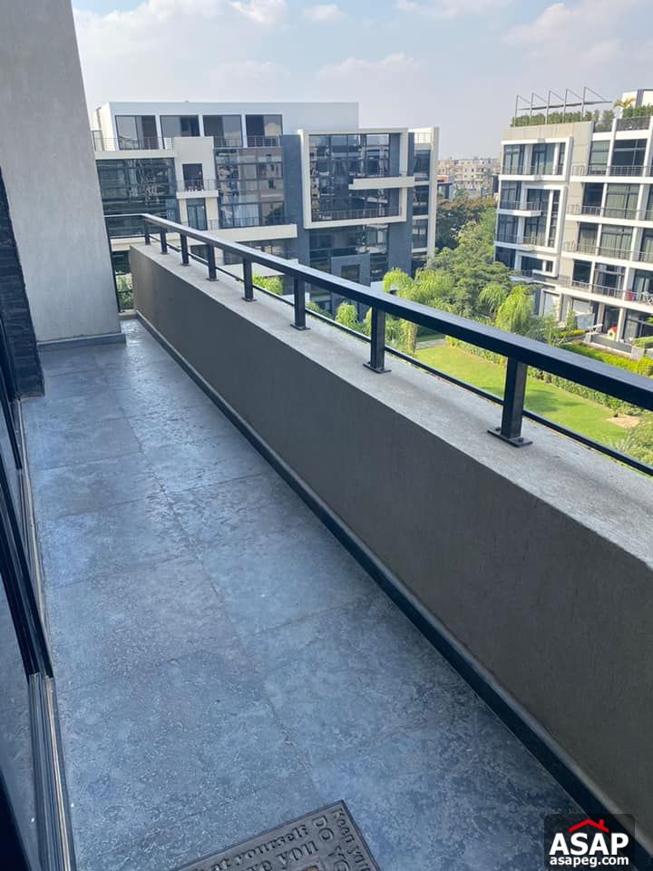 Nice Apartment with Garden View for Rent in the WaterWay Nice Apartment with Garden View for Rent in the WaterWay