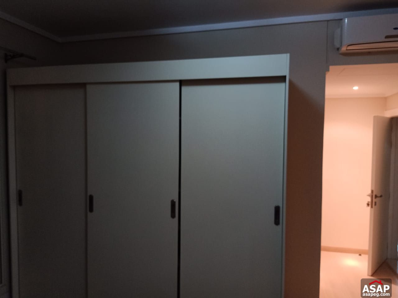 Flat for Rent in the Village -- New Cairo Flat for Rent in the Village -- New Cairo