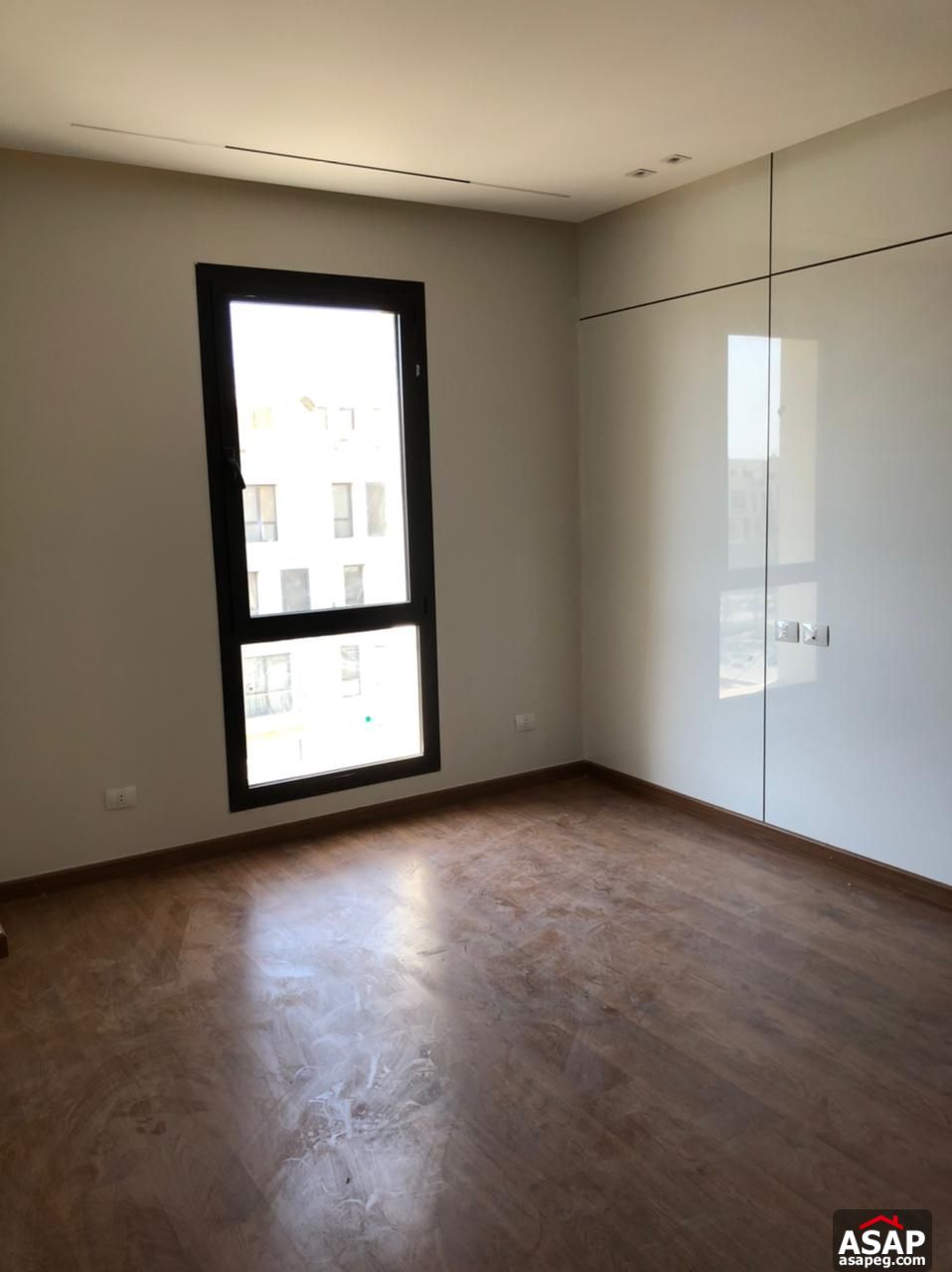 Triplex for Rent in Eastown Sodic Triplex for Rent in Eastown Sodic