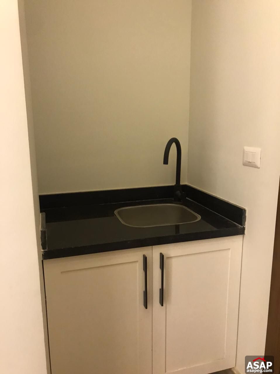 Duplex for Rent in Eastown Duplex for Rent in Eastown