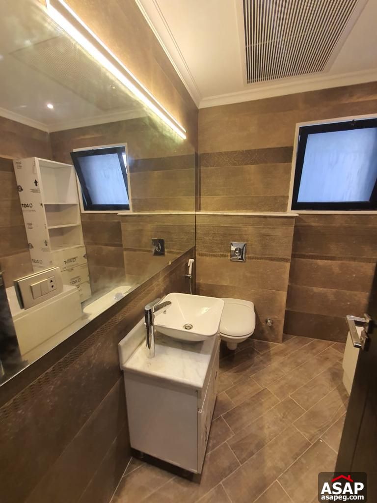 Semi Furnished Apartment for Rent in The WaterWay