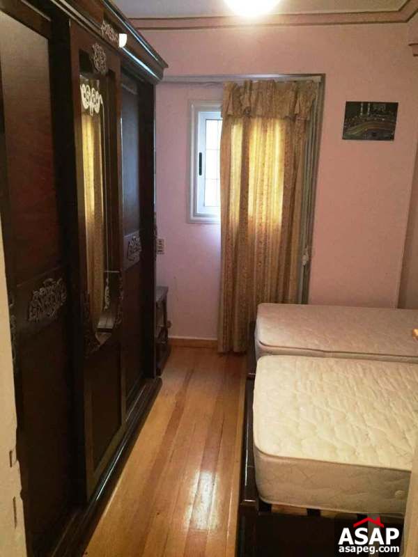 Furnished Apartment with Garden in October Furnished Apartment with Garden in October