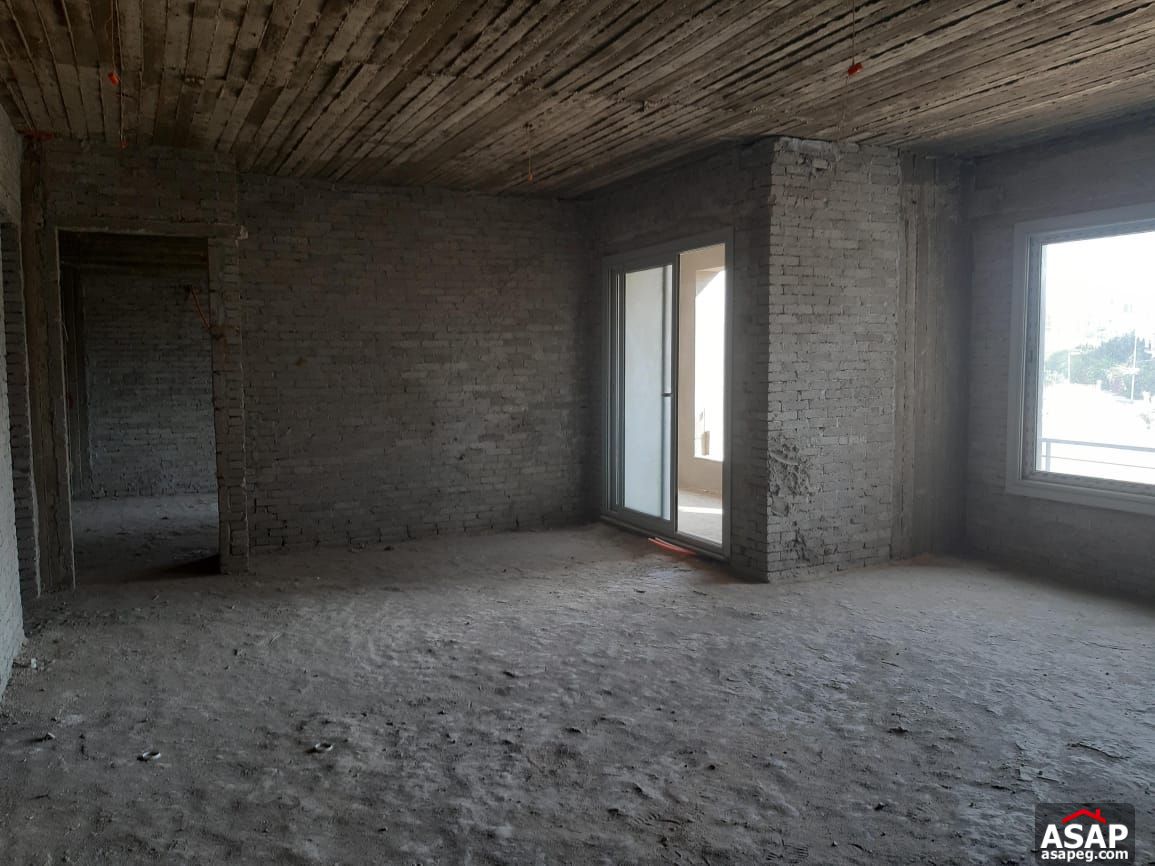 Apartment for Sale in Village Gate Palm Hills Apartment for Sale in Village Gate Palm Hills