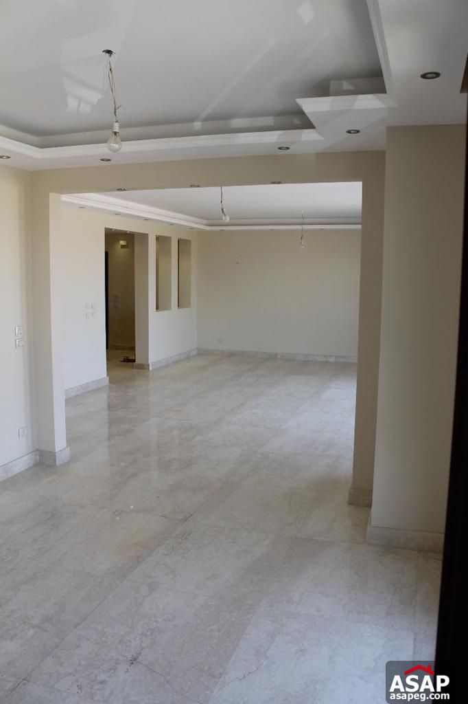 Triplex for Rent in Eastown Sodic Triplex for Rent in Eastown Sodic