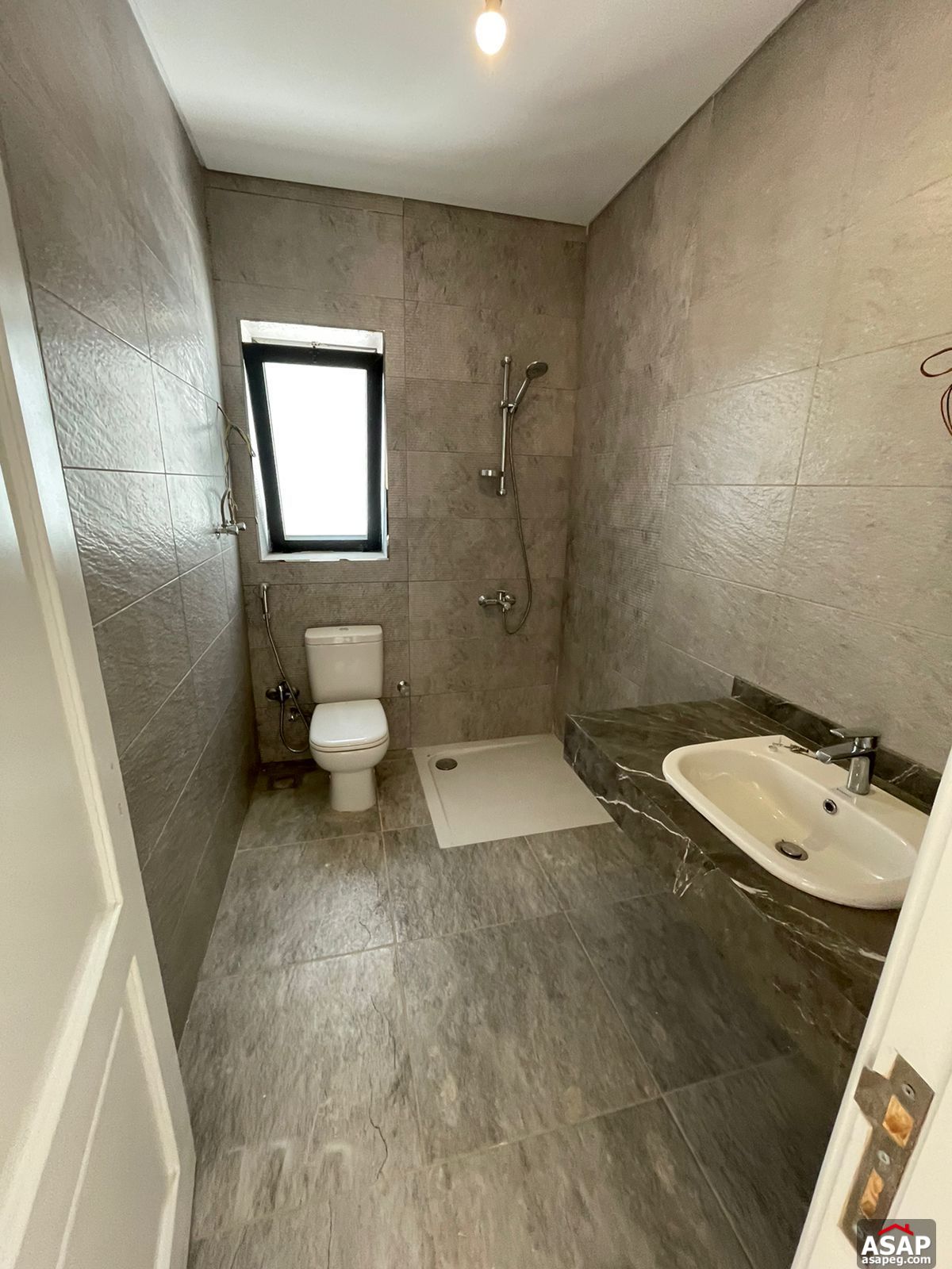 Semi-Furnished Apartment for Rent in Lake View Residence Semi-Furnished Apartment for Rent in Lake View Residence