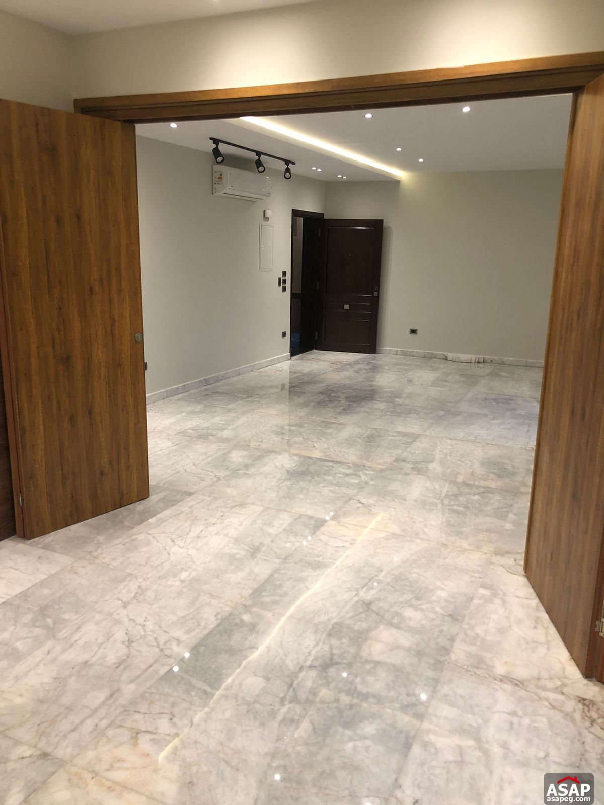 Apartment for Rent in Hyde Park Compound Apartment for Rent in Hyde Park Compound