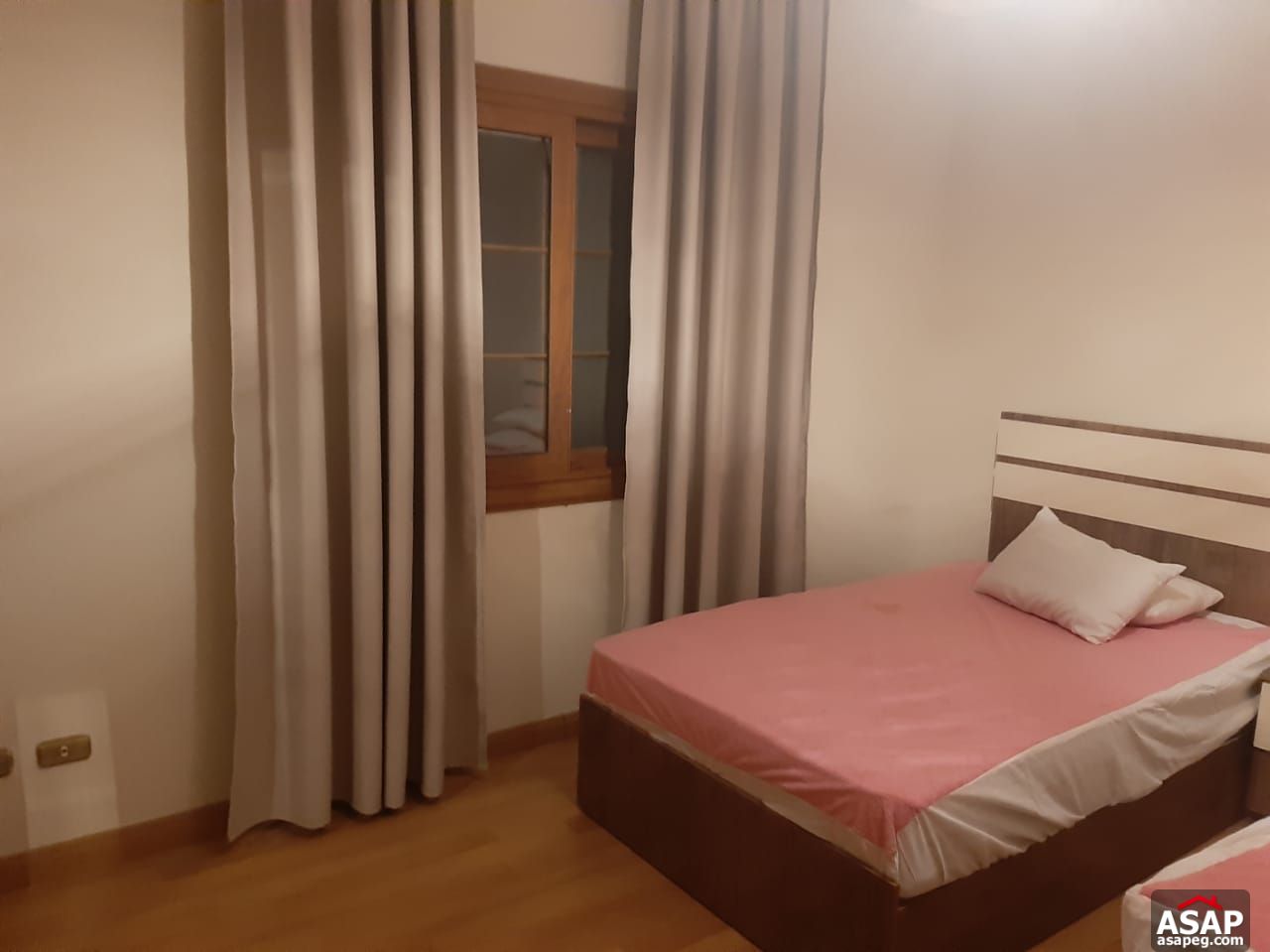 Apartment for Rent in West Golf Apartment for Rent in West Golf