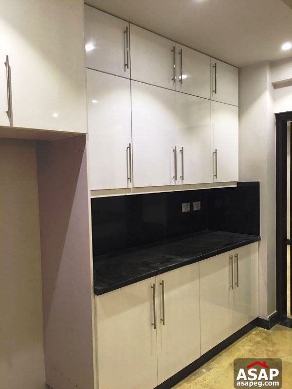 Roof for Rent in West Arabella