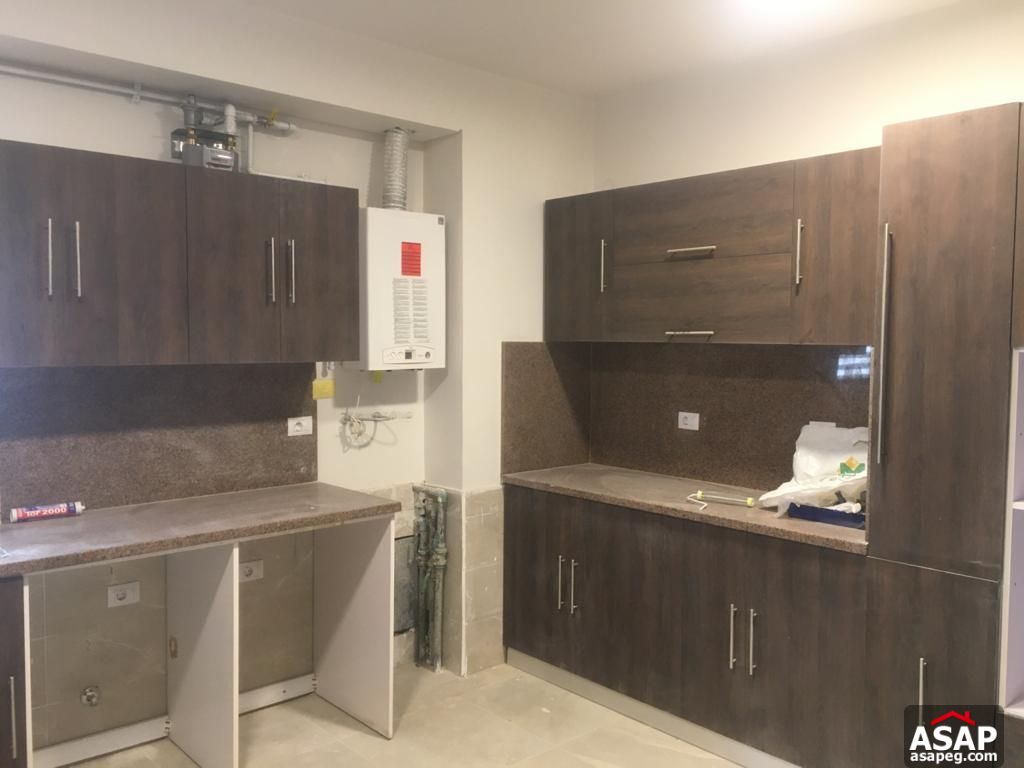 Apartment with Garden View in Eastown Apartment with Garden View in Eastown