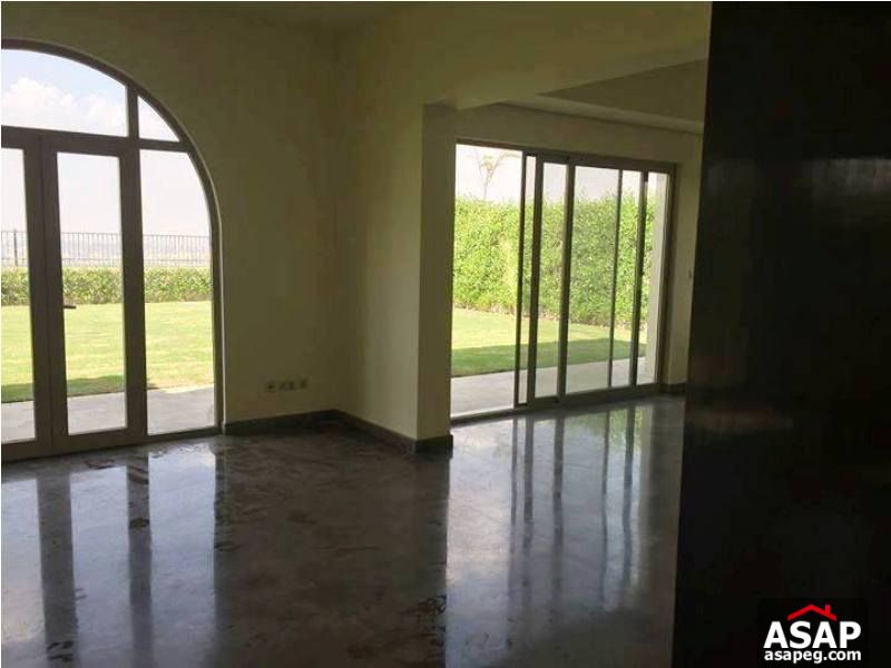 Villa with Big Garden in Uptown Cairo