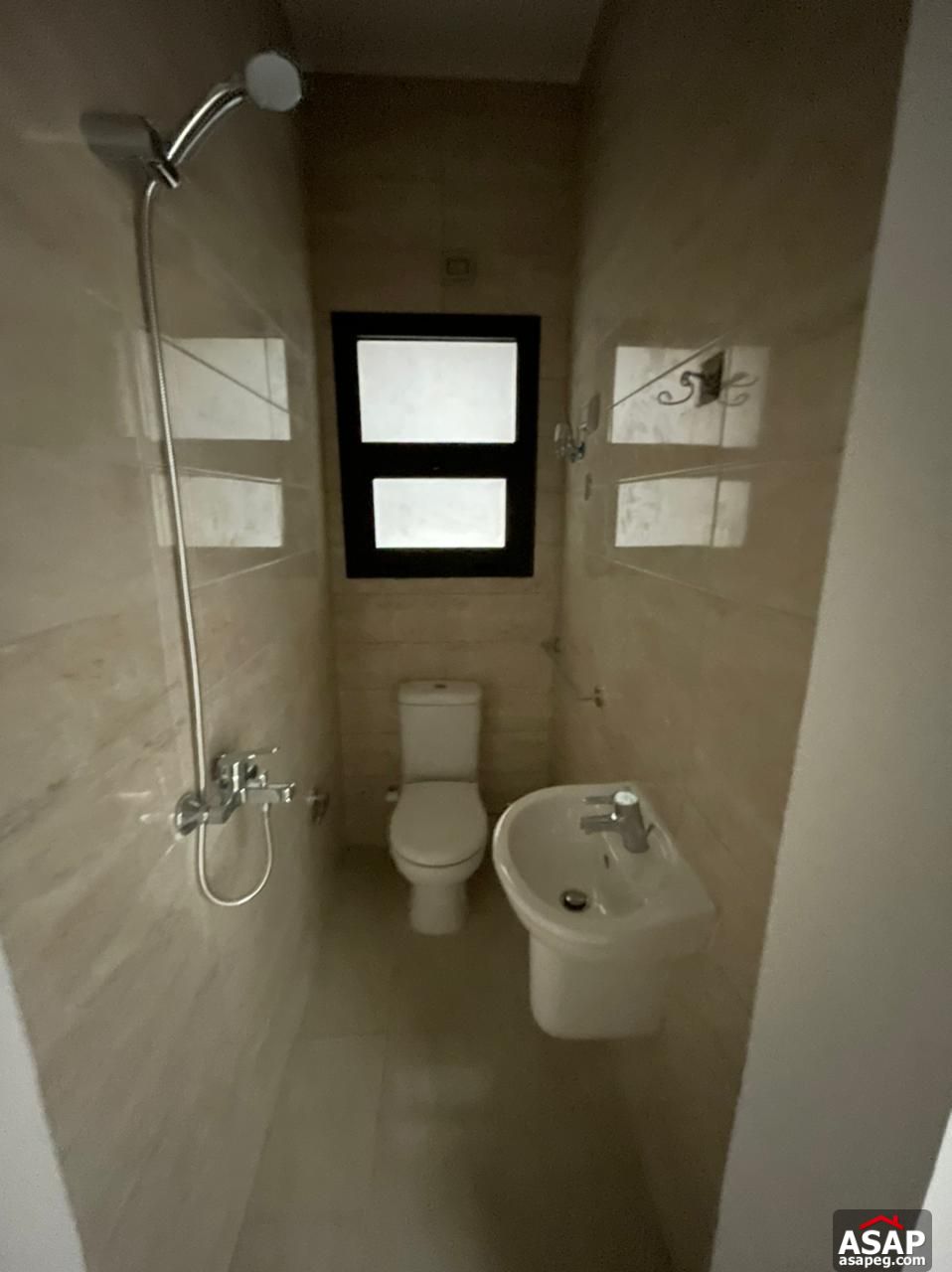 Apartment with Garden for Rent in Fifth Square Apartment with Garden for Rent in Fifth Square