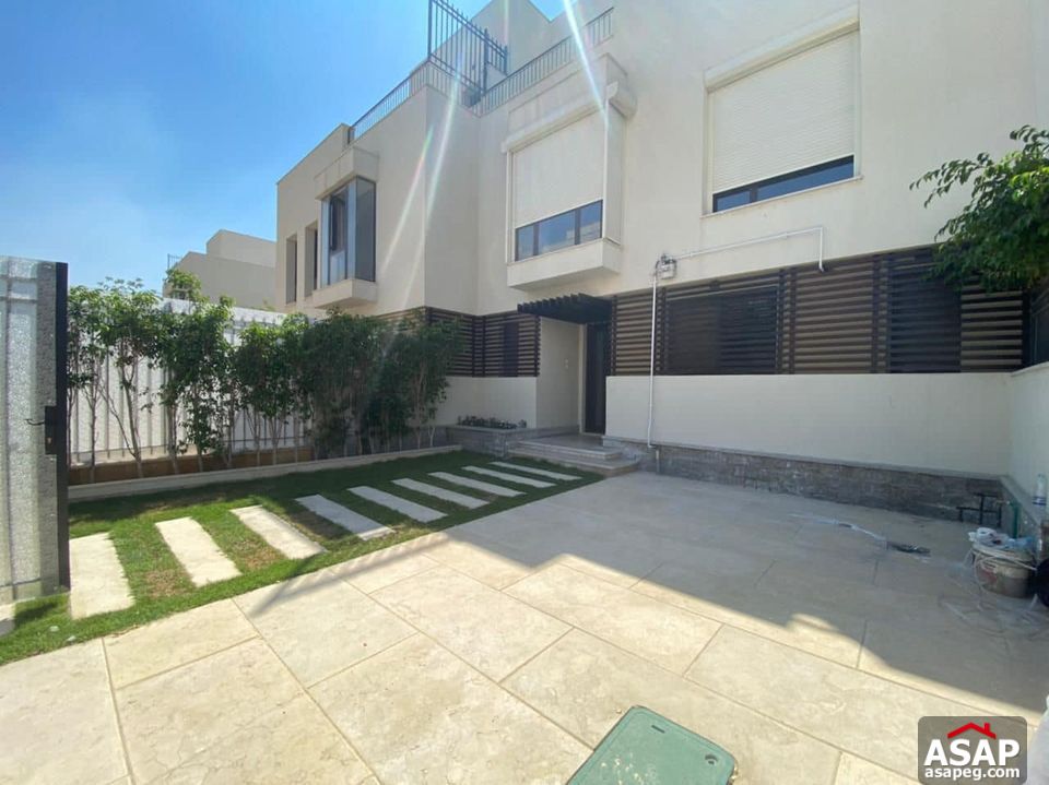 Town House for Rent in Sheikh Zayed City Town House for Rent in Sheikh Zayed City