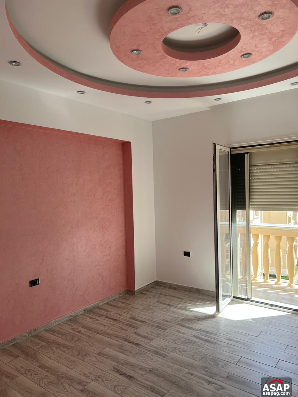 Apartment for Rent in Hyde Park Compound