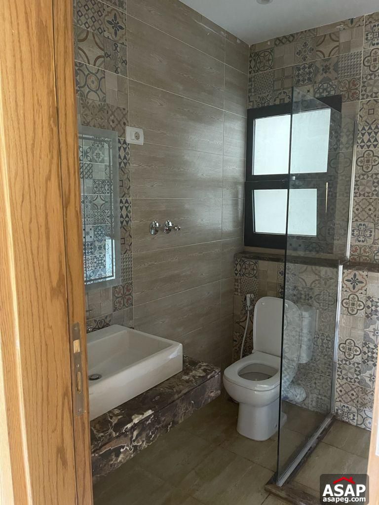 Semi Furnished Apartment for Rent in Eastown Semi Furnished Apartment for Rent in Eastown