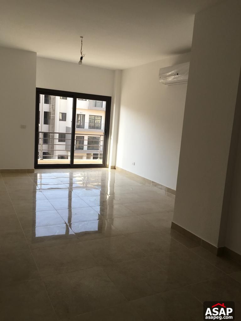 Semi Furnished Apartment for Rent in Fifth Square