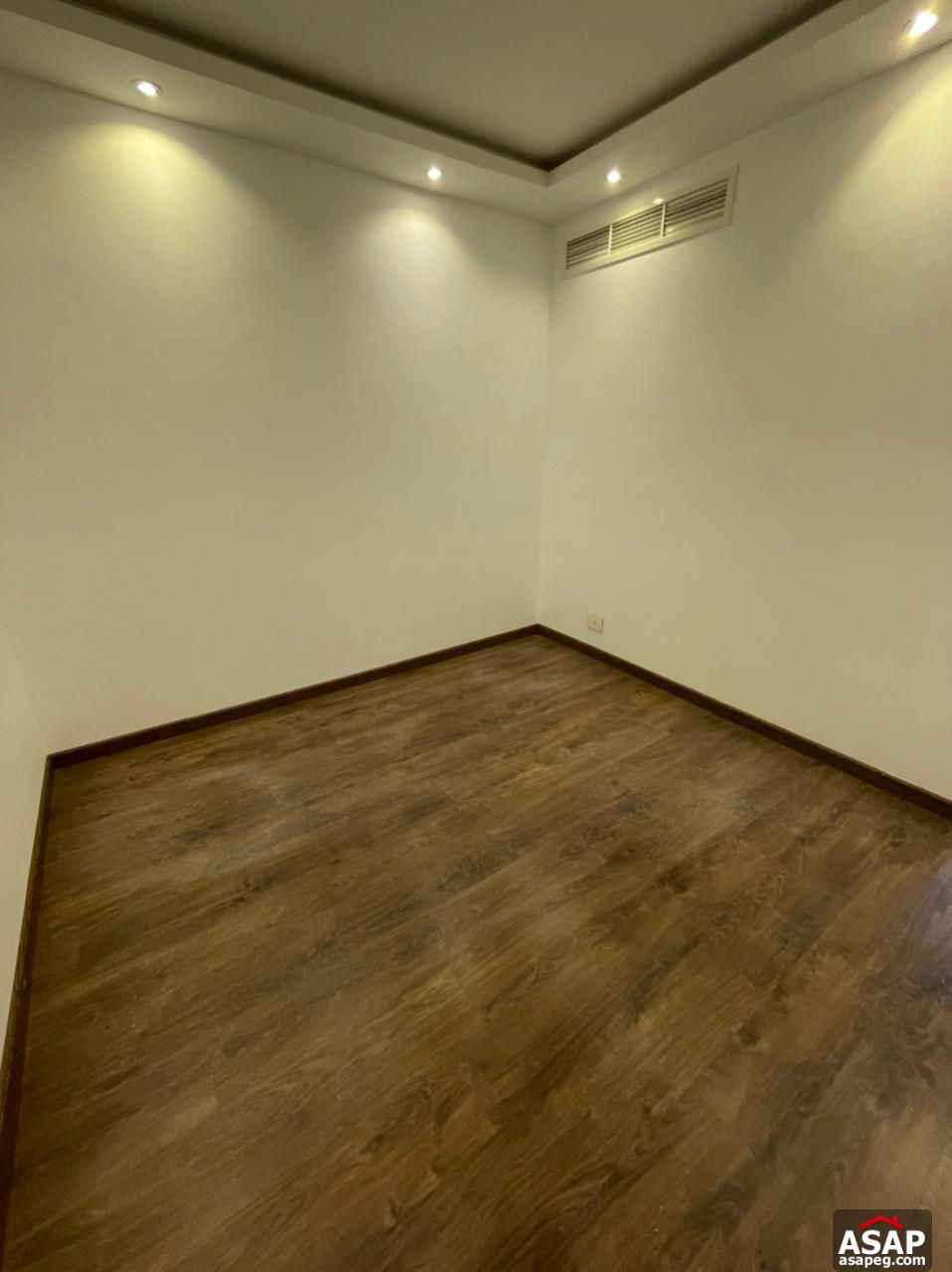 Office for Rent in Trivium