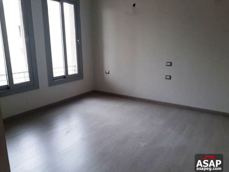 Semi-Furnished Apartment for rent in Village Gate Semi-Furnished Apartment for rent in Village Gate