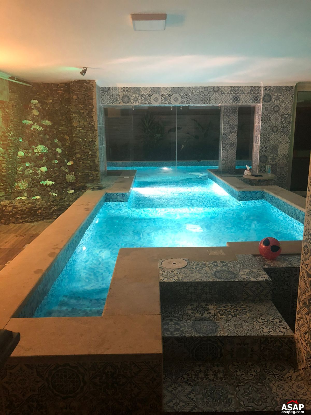 Villa with Swimming Pool for Sale in La Rose Villa with Swimming Pool for Sale in La Rose