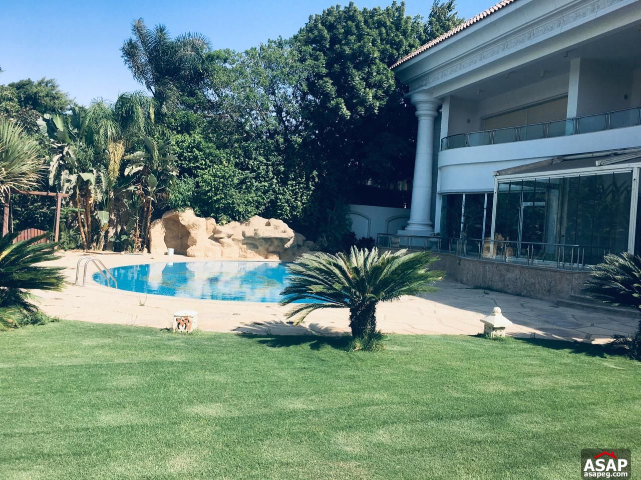 Stand alone villa for sale in Katameya Heights New Cairo