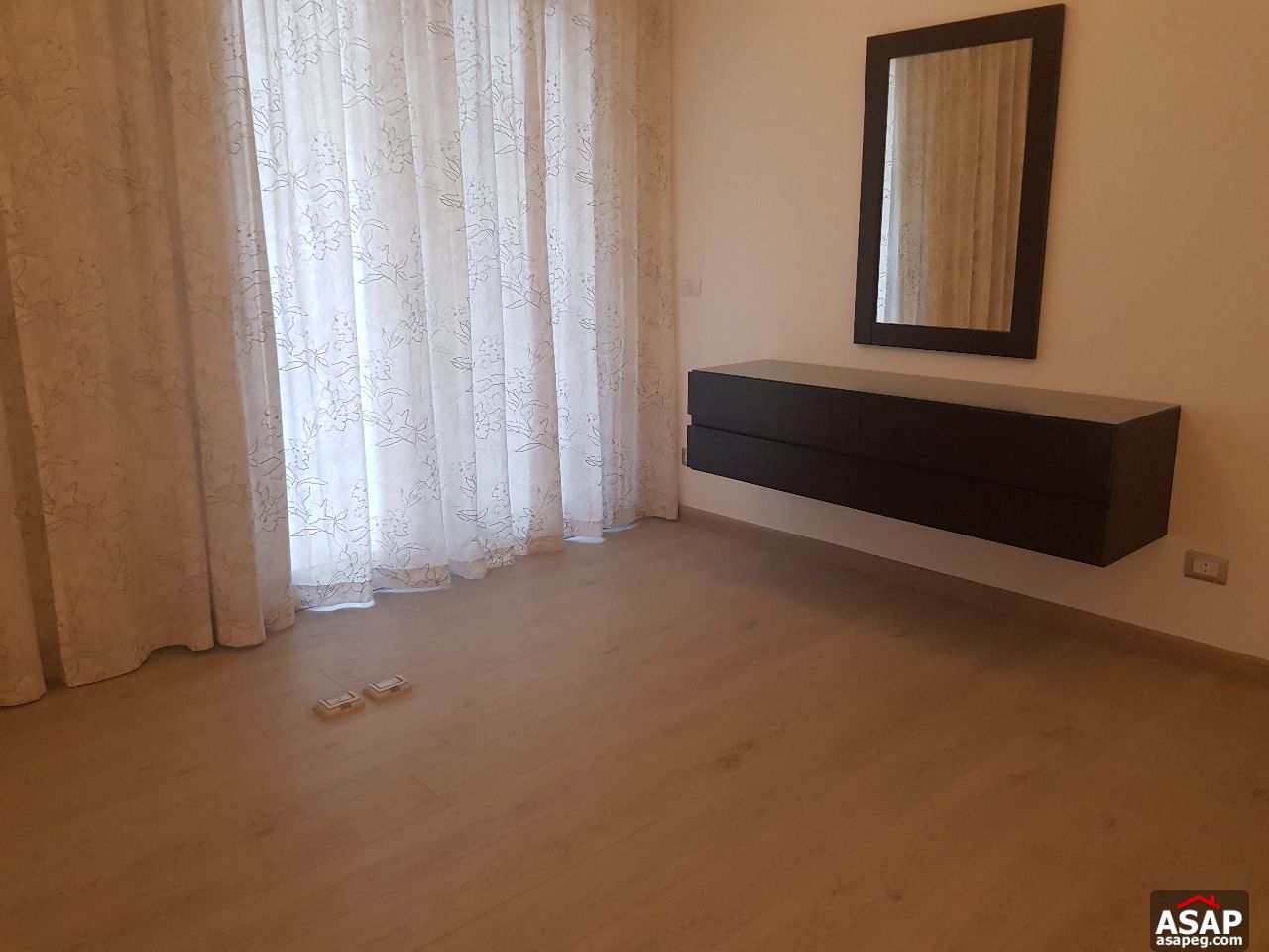 Furnished Basement for Rent in Lake View