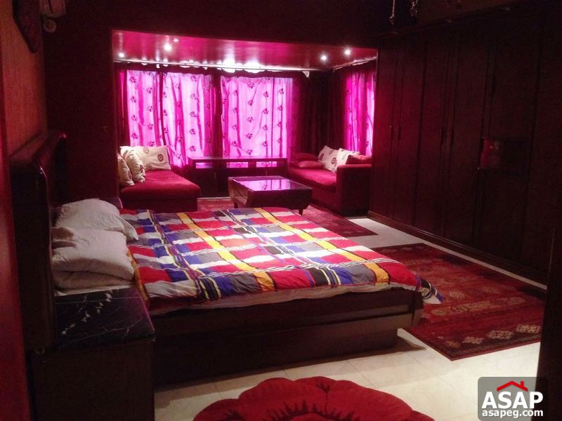 Villa for Rent in Sheikh Zayed Villa for Rent in Sheikh Zayed