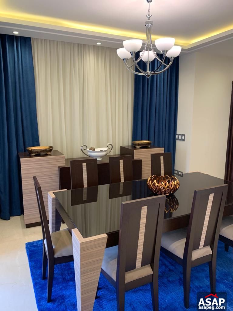 Twin House with Pool in Cairo Festival City