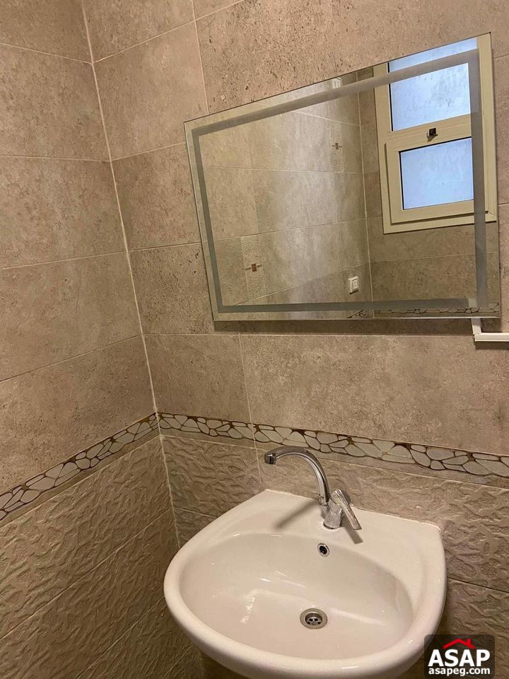 Duplex with Garden for Rent in Eastown