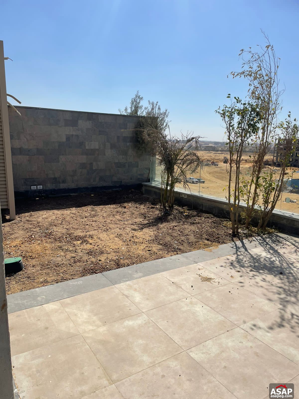 Duplex with Garden for Rent in Trio Gardens Duplex with Garden for Rent in Trio Gardens