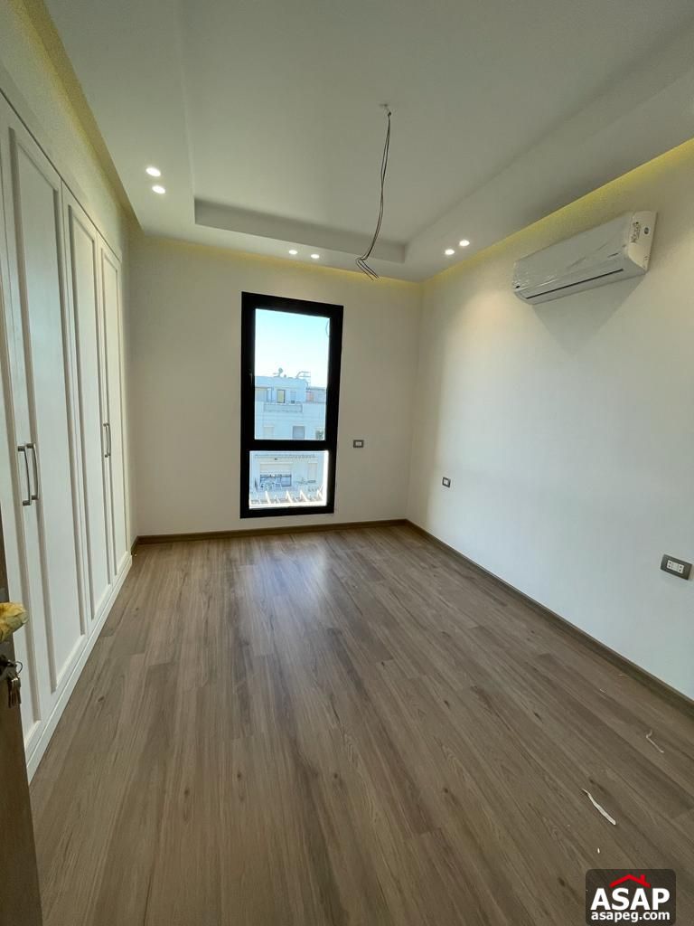 Triplex for Rent in Eastown Compound