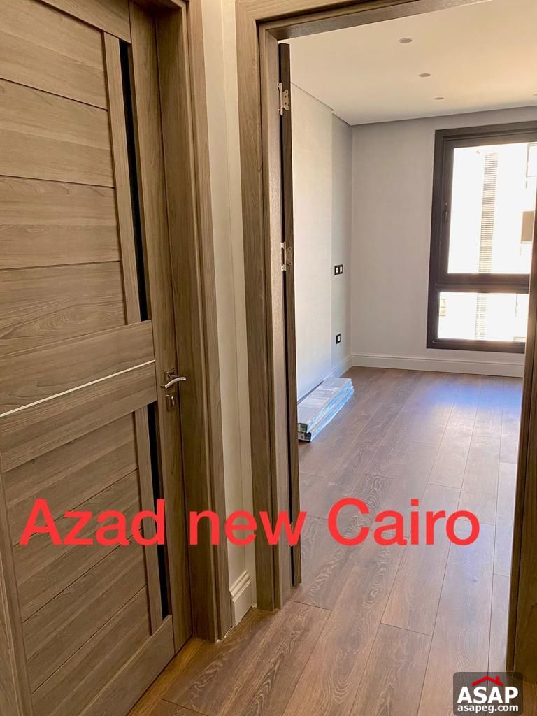 Apartment for Sale in Azad Compound