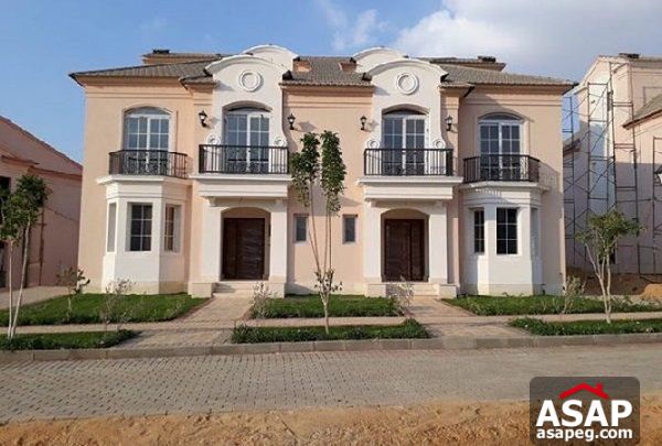 townhouse at Layan new cairo with hot price