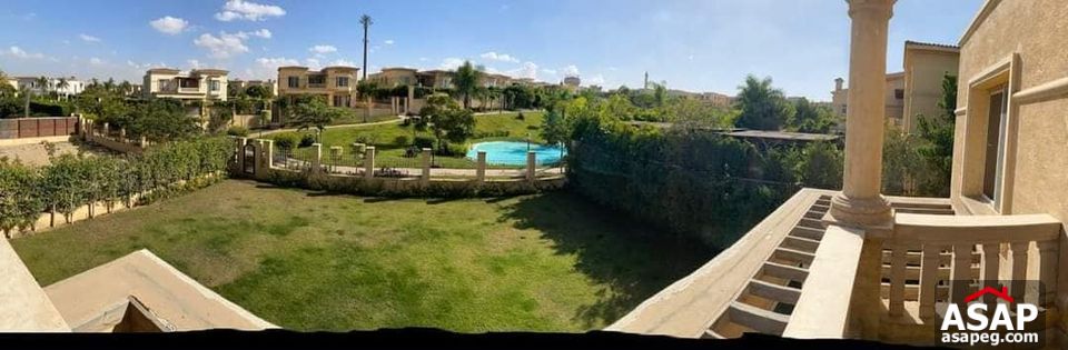Stand Alone Villa with Big Garden for Rent in the Villa Compound