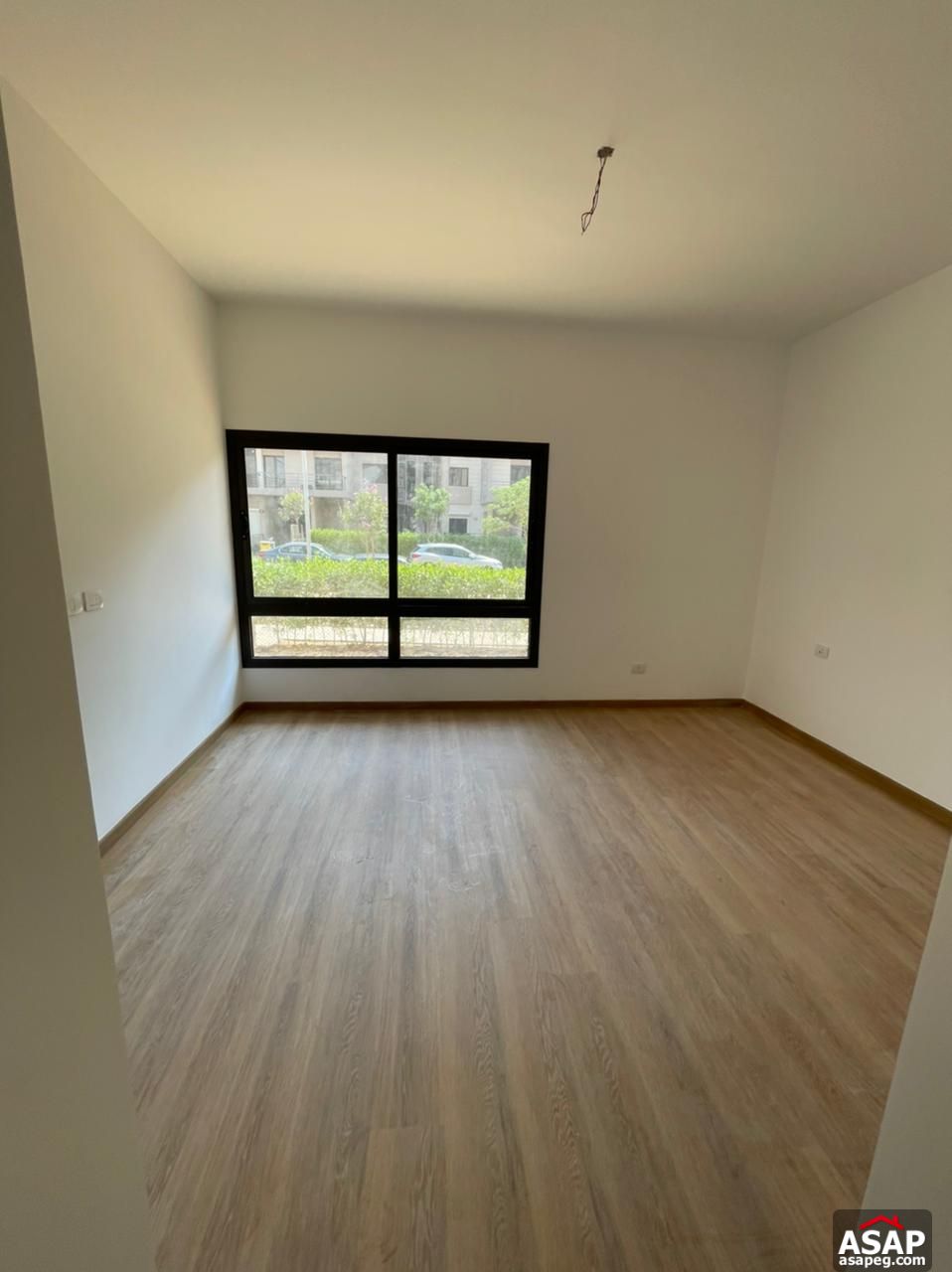 Apartment with Garden for Rent in Fifth Square Apartment with Garden for Rent in Fifth Square