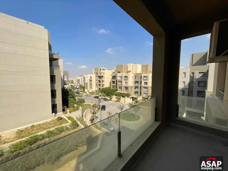 Duplex for Rent in Village Gate