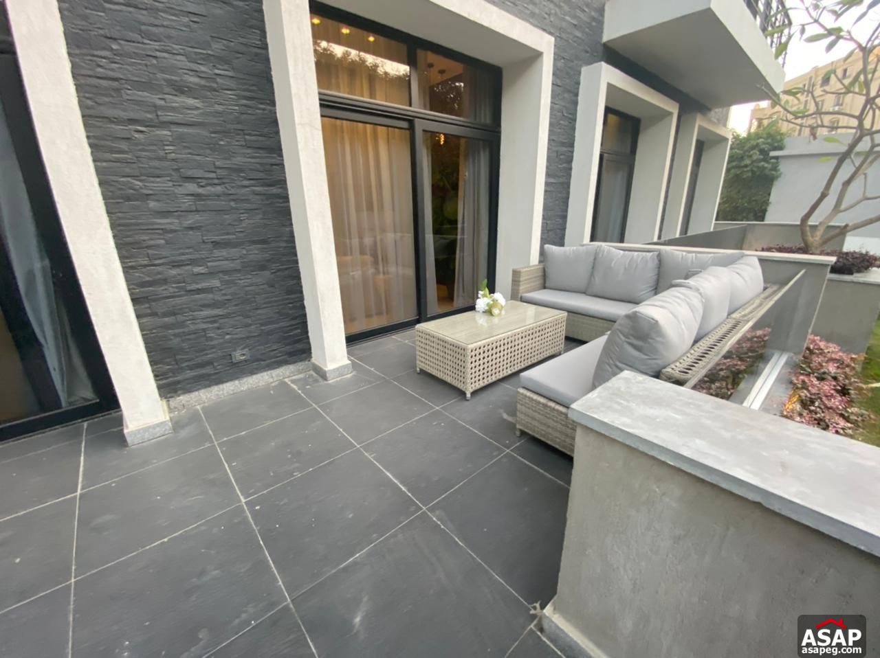 Ground Floor for Rent in the WaterWay