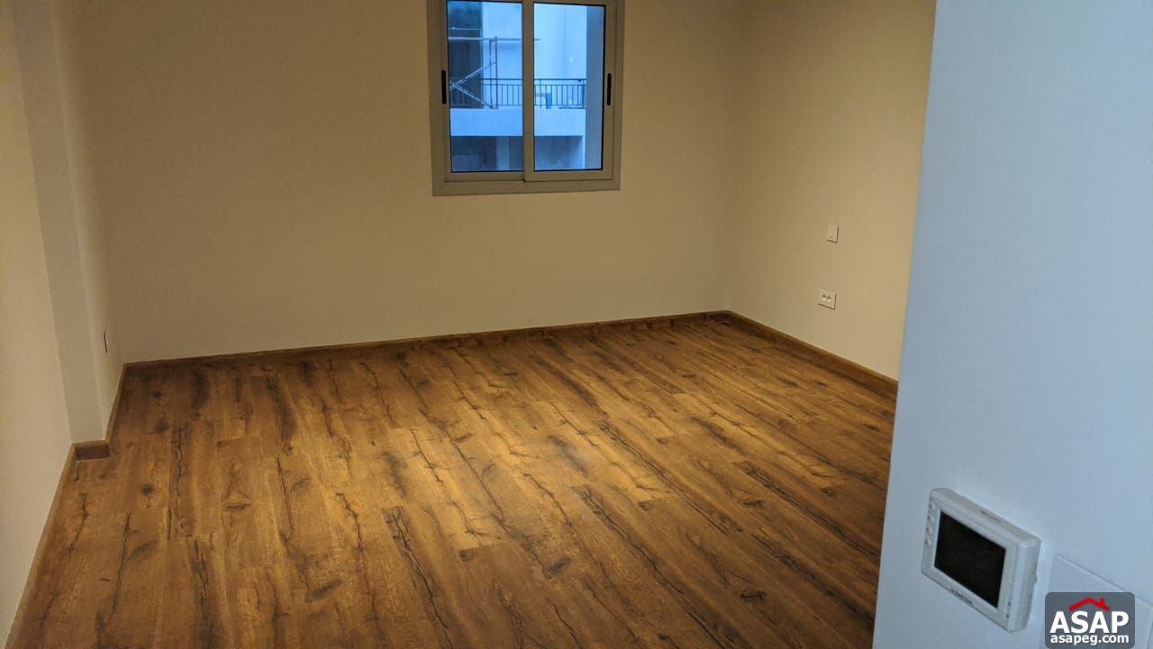 Apartment with Garden View for Rent in CFC Apartment with Garden View for Rent in CFC